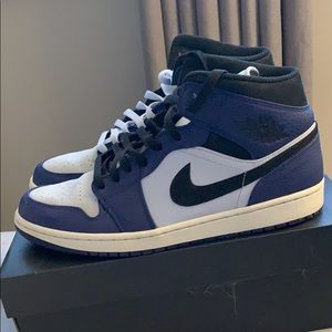 Jordan 1 mid